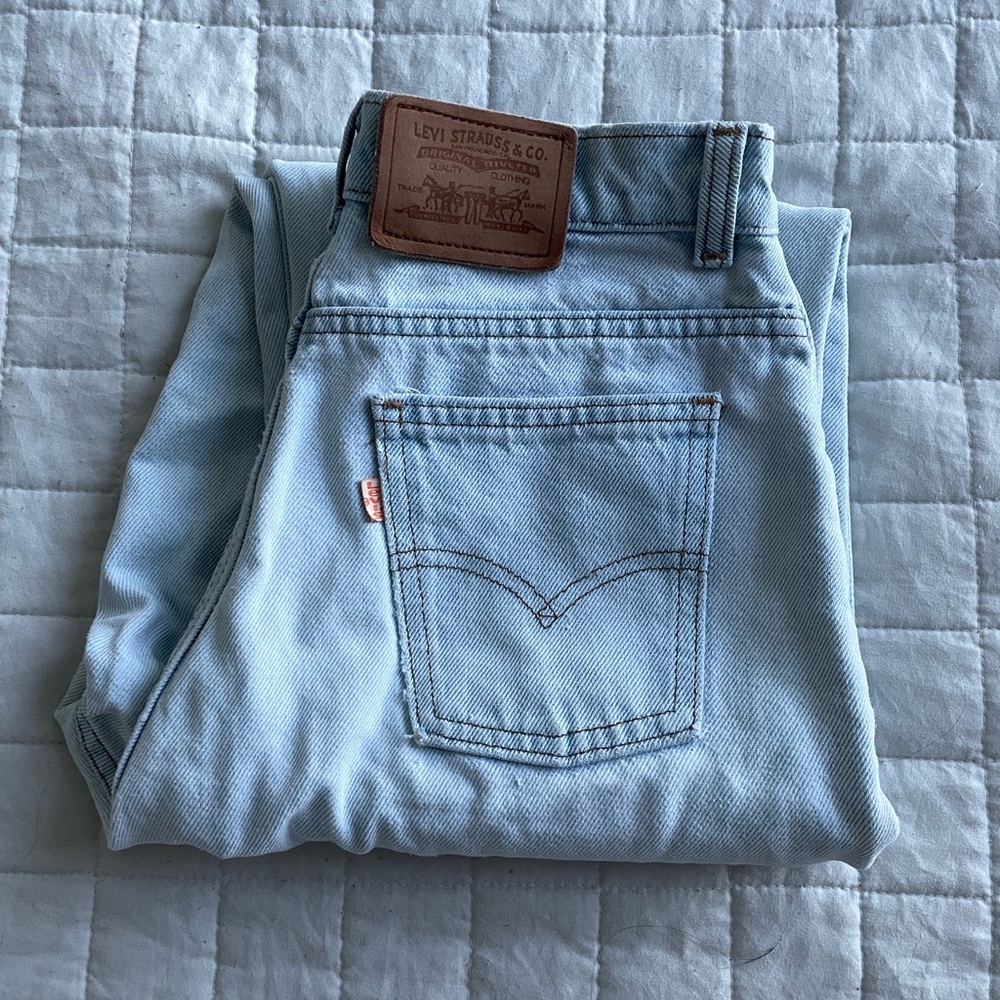 RARE Vintage 1980s White & Orange Tab Ultra Light Wash Levi’s Jeans 26W